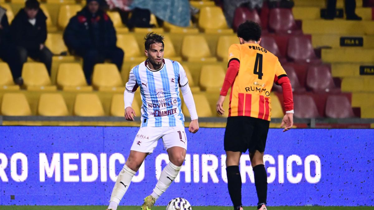 Salernitana, allarme gol: tre assenze e mercato chiamato a correre