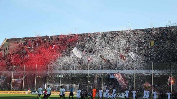 Le luci d'artista per celebrare il gemellaggio tra Salernitana e Bari