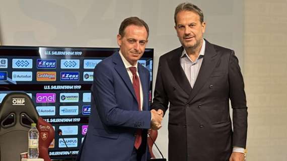 Domani confronto con gli agenti di un calciatore. Concorrenza di una big per Anastasio