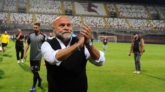 Cosmi: "Assurdo giocare dopo così tanti giorni, campionato falsato. Su Salernitana-Venezia..."