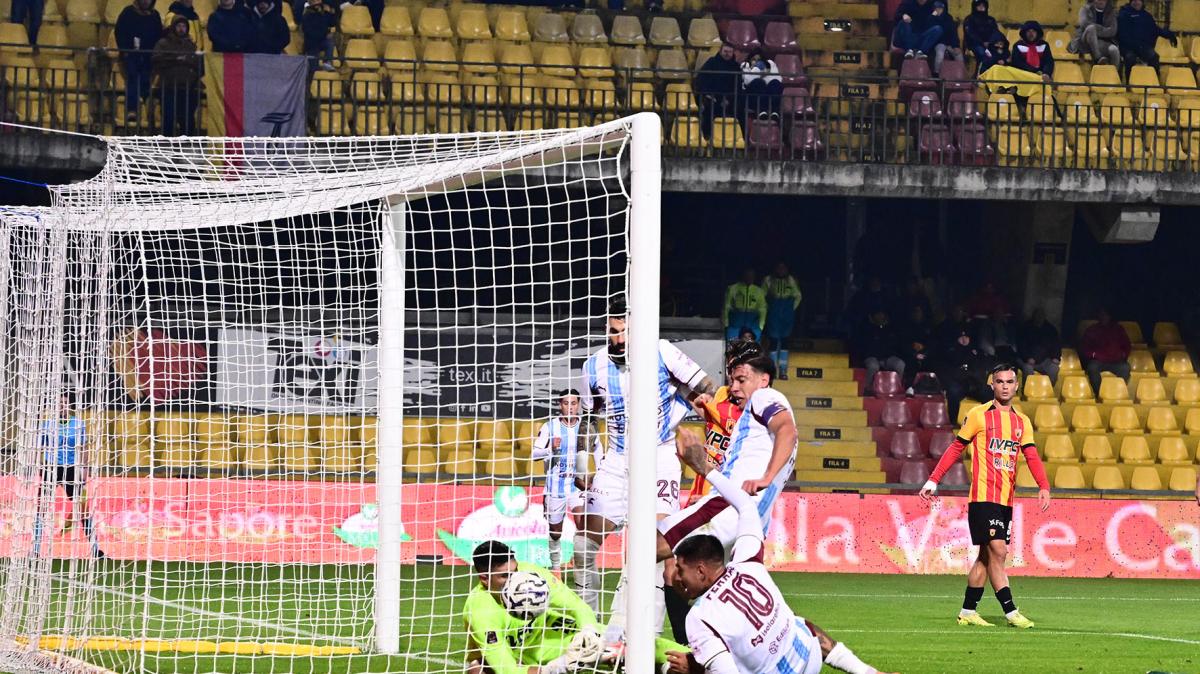 Salernitana, il Trapani nel mirino: necessario cambiare atteggiamento, Raffaele potrebbe cambiare qualcosa