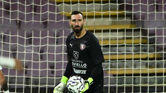 Cosenza-Salernitana, rossoblu leggermente favoriti: ecco le quote