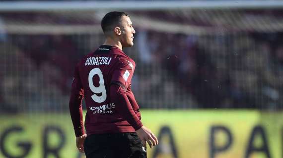 Salernitana, Bonazzoli può andare in Grecia