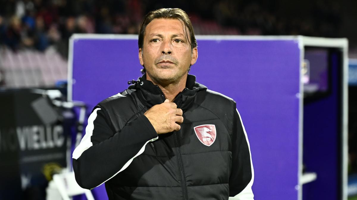 Altamura-Salernitana, primo confronto tra i due allenatori: nessuna vittoria per Raffaele contro i pugliesi