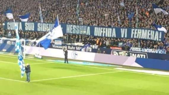 TIFOSI: dagli ultras dello Schalke un messaggio di solidarietà