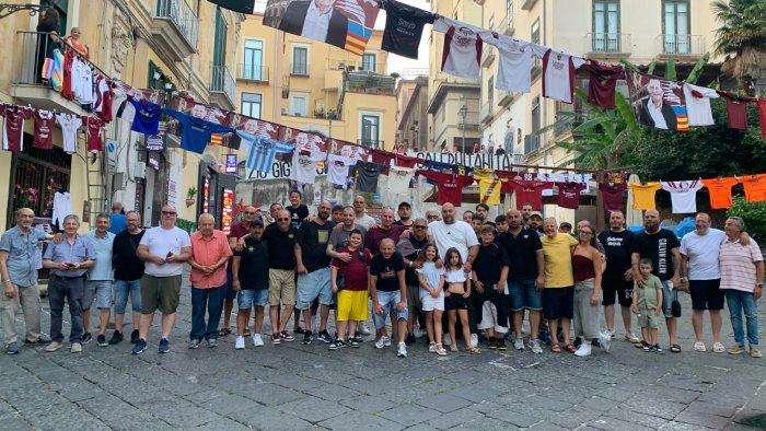 Lodevole e originale iniziativa dei tifosi per ricordare Luigi Ianniello