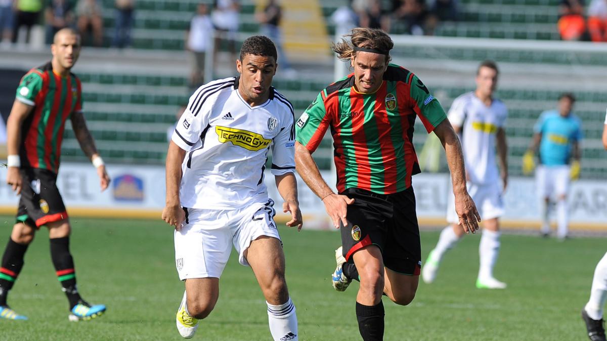 Salernitana-Picerno, l'unico ex è sulla panchina dei lucani