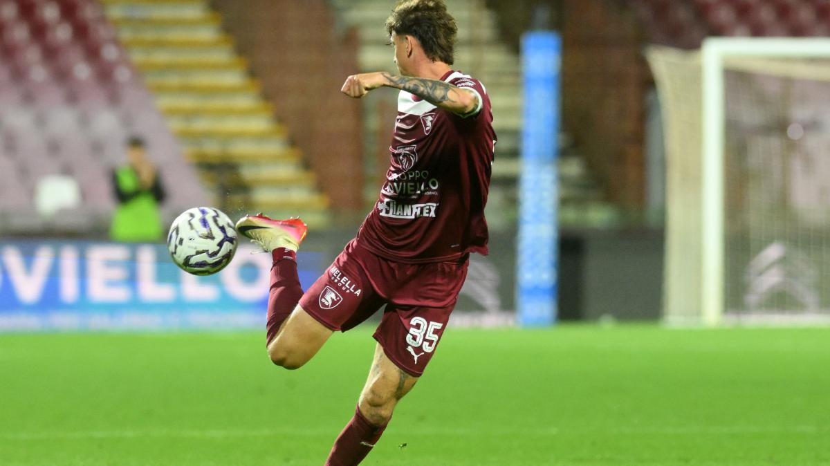 Salernitana, Matino si ferma sul più bello: ora Cosmi deve ridisegnare la difesa