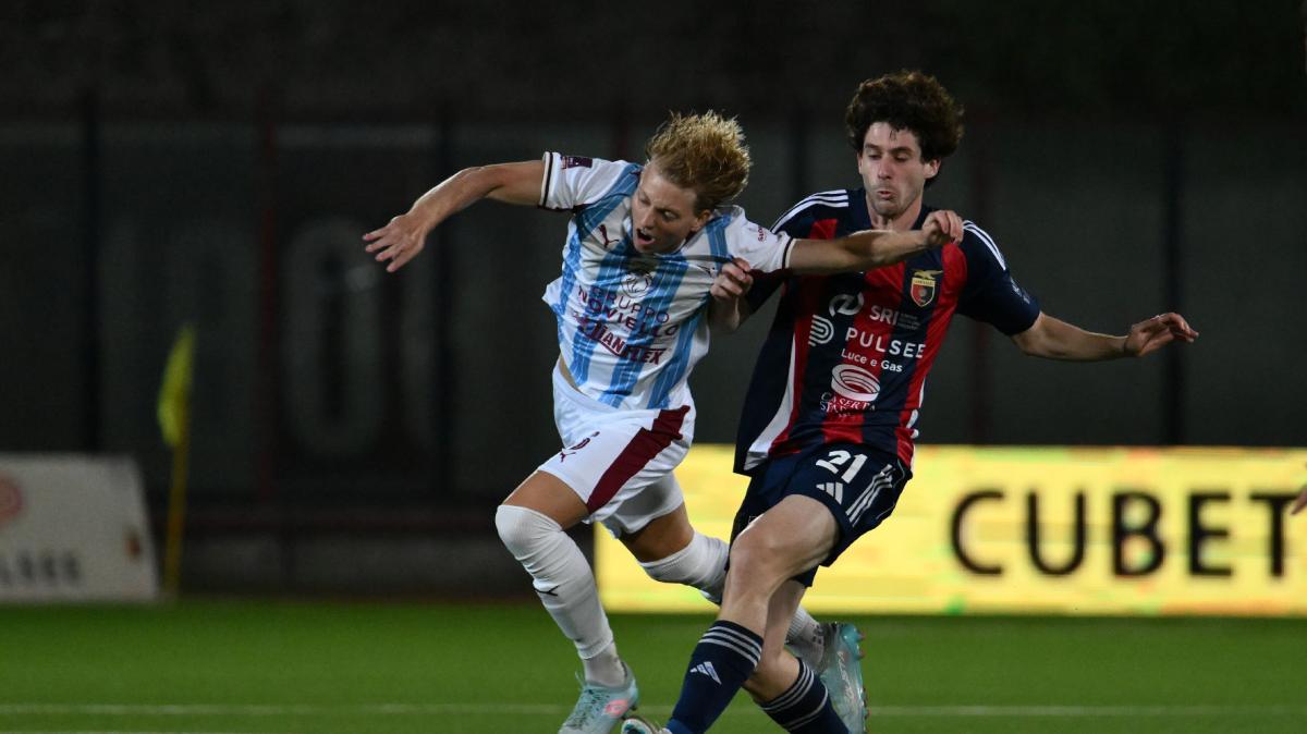 Salernitana double face: domina il derby, poi riapre tutto nel finale