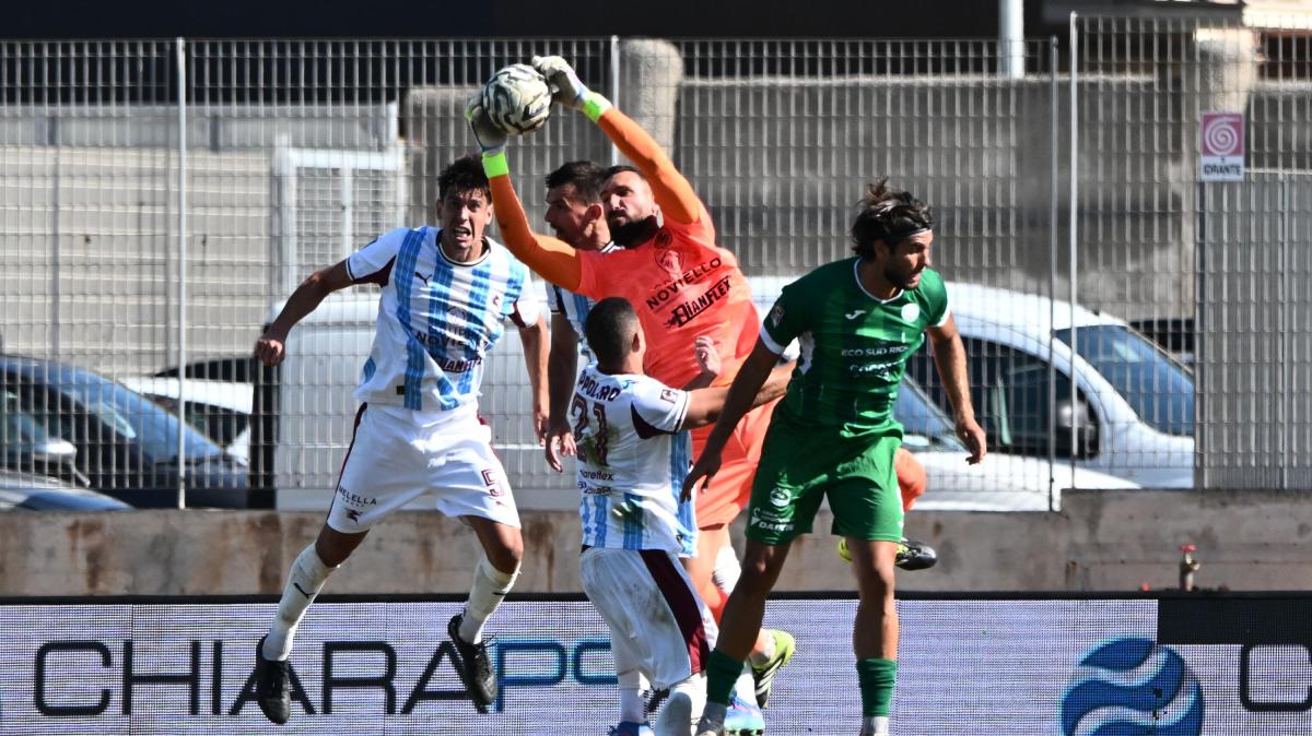 Salernitana di corto muso con qualche lacuna da limare
