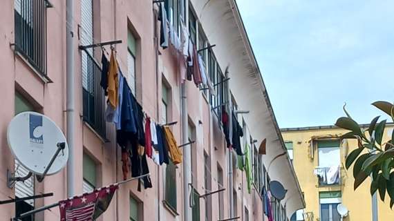 Cresce l'entusiasmo in città,  bandiere granata sui balconi. Ovunque si parla di Salernitana 