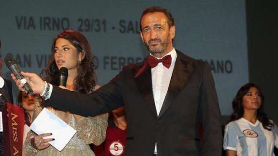 MISS GRANATA: la vittoria di Gianni Novella, simbolo di Salerno e della Salernitana