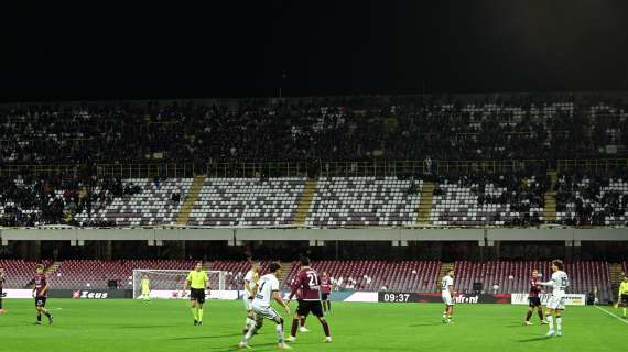 Salernitana, lo spauracchio della C tra le contestazioni dei tifosi