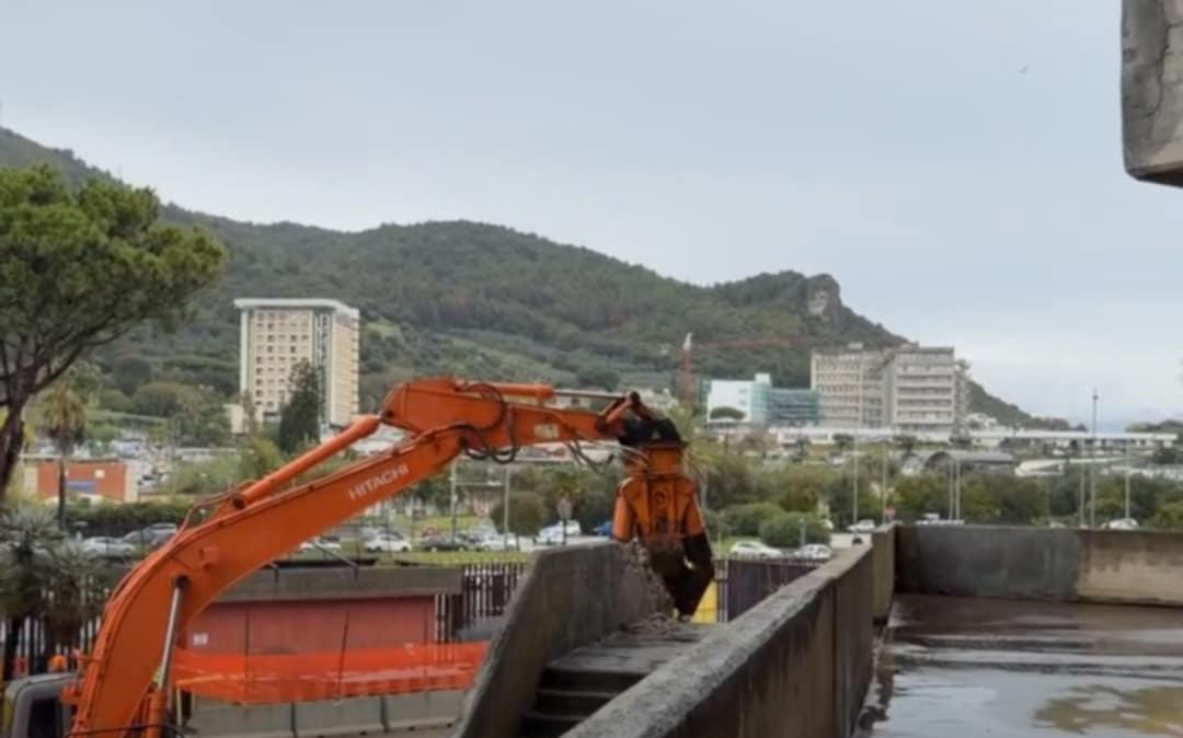Al via i lavori per la demolizione della curva Nord. Arechi, obiettivo 2028: i dettagli