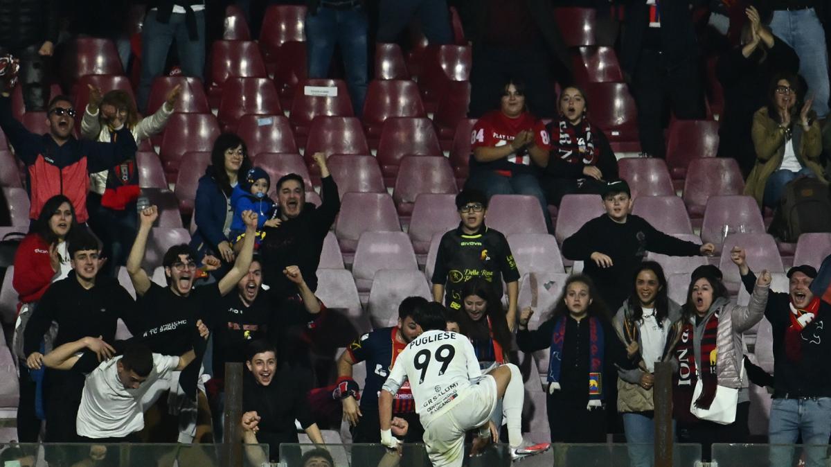 Salernitana, serata da forti emozioni e continui cambi di posizione: tutta la cronaca minuto per minuto