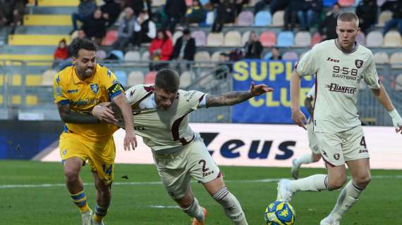 Salernitana, due settimane di stop per un difensore