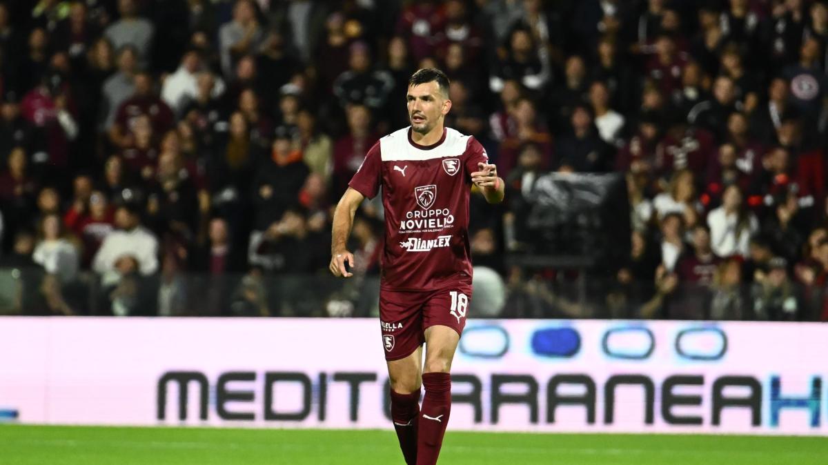 Salernitana, Cosmi riparte dal 3-5-2: Golemic scalpita, Capomaggio torna a centrocampo