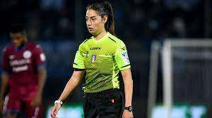 L'indiscrezione: Sassuolo-Salernitana sarà la prima gara di A arbitrata da una donna