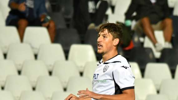 Salernitana e Catania si contendono un altro calciatore