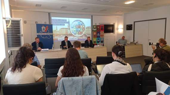 [ITA/DEU] Ufficio di controllo della costituzione: Conferenza stampa situazione AFD