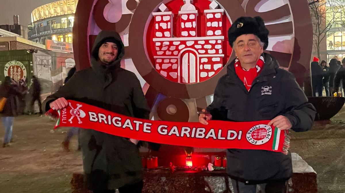 Live St Pauli-Amburgo: le Brigate Garibaldi ci sono