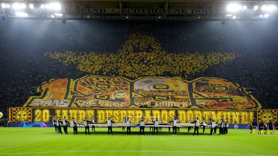 Dortmund: i tifosi attaccano l'arbitro, il ds attacca i tifosi l'arbitro si scusa