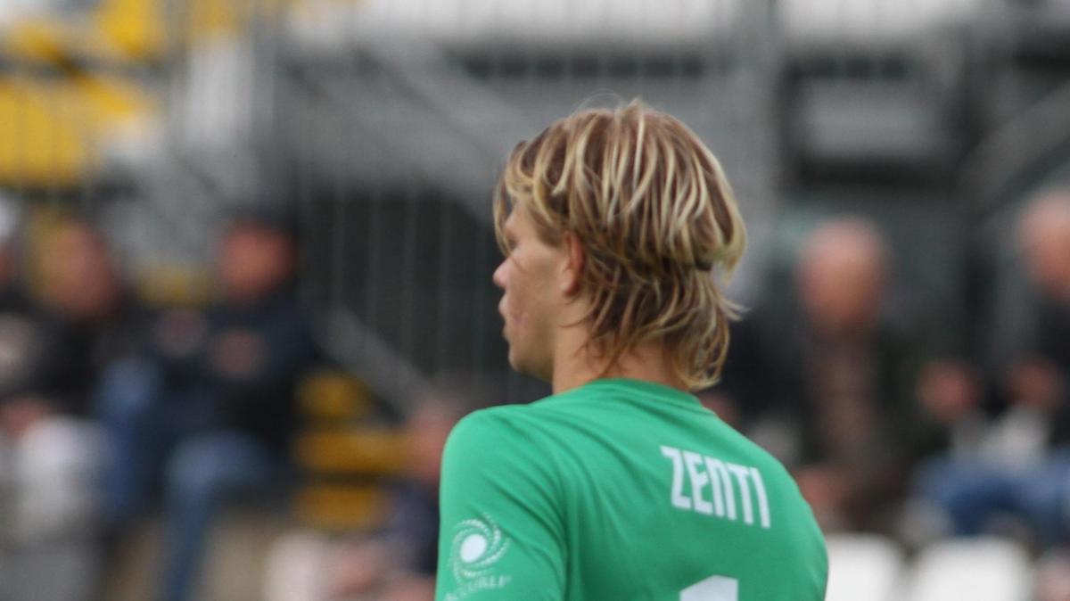 Giana, estremi difensori a confronto per numeri e rendimento