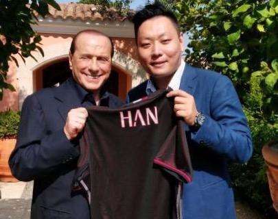 Silvio Berlusconi e Han Li