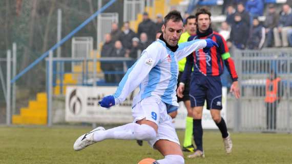 Nicola Lenzoni in azione con la maglia della Tritium