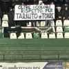 Solidarietà ultrà - Da Brindisi e Avellino striscioni pro Turris: "Rispetto per Torre e Taranto, vittime di società incompetenti..."