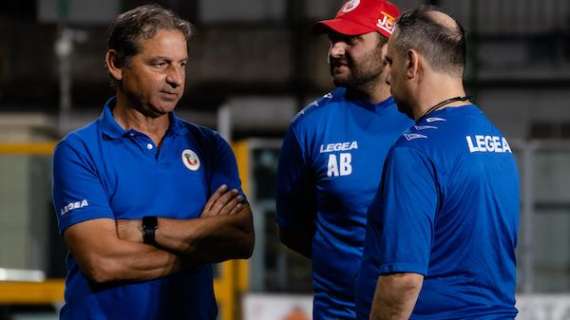 Verso Crotone-Turris, Caneo annuncia novità di formazione: "Previste rotazioni, ma il modulo non si tocca. Frascatore è pronto, Nocerino merita fiducia..."