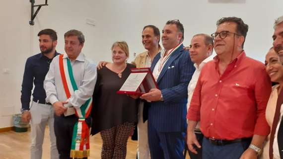 Il Comune premia la Turris: "E' la vittoria di Torre del Greco!"
