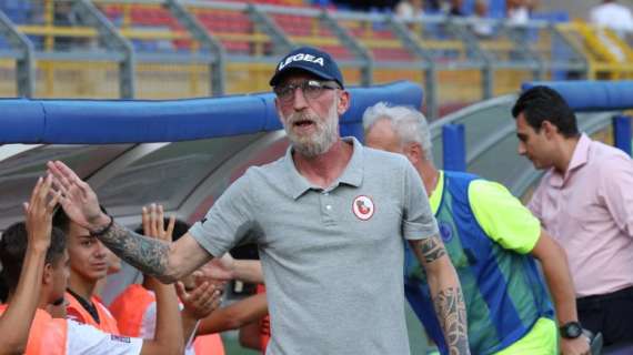 Turris, derby per risalire o affogare. Conte ammette: "La squadra ha le giuste doti morali, ma manca qualcosa. La penalizzazione? Lo sapevamo..."