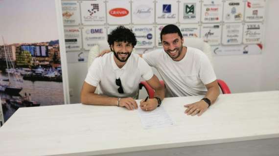 Turris, Santaniello resta il punto fermo dell'attacco. Ecco il rinnovo...