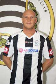 Il Monopoli stringe per Branicki....