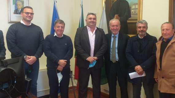 Proficuo il primo incontro tra Turris, Comune e Lega Pro: "Grandissima opportunità per Torre. Ora sotto con le progettualità per un nuovo stadio a viale Europa..."