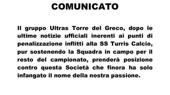 Turris, anche gli ultras prendono posizione contro Capriola: "Infangata la nostra passione!"