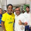 Totò Di Natale al mundialito di Curacao posa con Ronaldinho