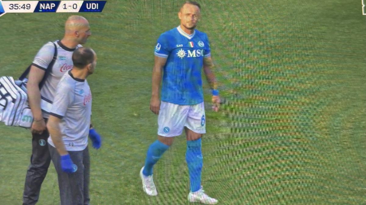 Napoli-Udinese, problema muscolare anche per Lobotka: secondo cambio forzato nel primo tempo