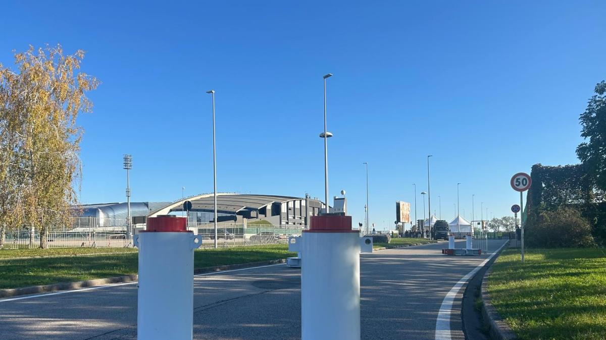Udine in stato d’allerta per Italia-Israele: quartieri blindati, droni e manifestazioni in centro città