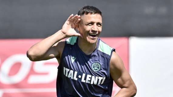Udinese, l'allenamento odierno con un Sanchez sorridente e in grande spolvero