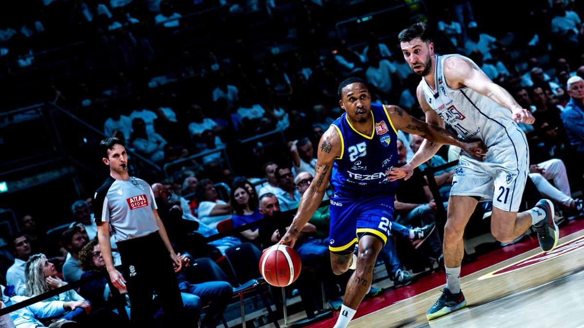 Playoff Serie A2, Fortitudo e Verona danno spettacolo: in Gara-1 passa la Tezenis