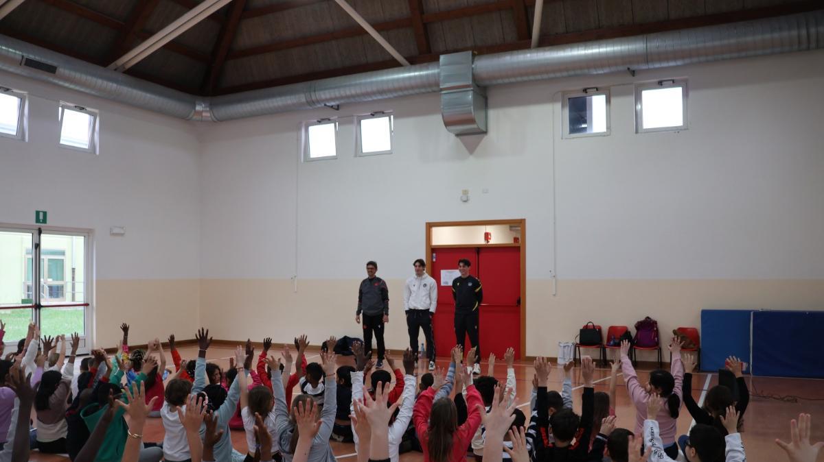 Udinese, Zanoli incontra i giovani studenti della scuola A. Friz