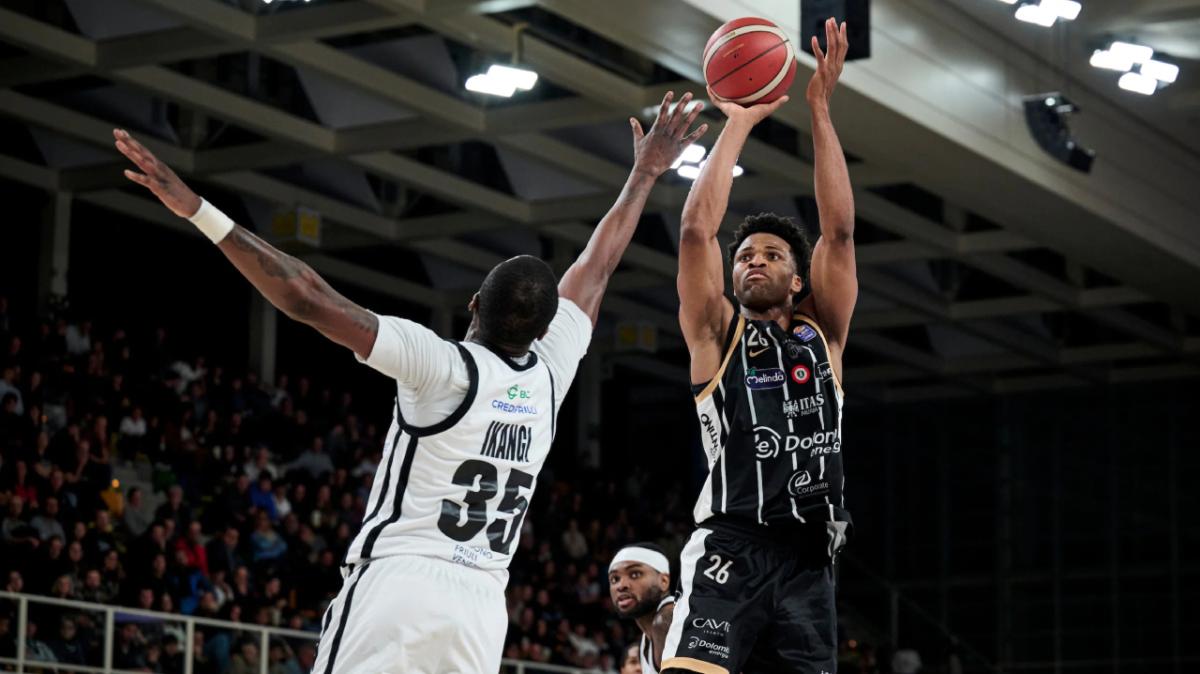 Trento, Bayehe: "Vincere a Udine per tenere viva la speranza playoff"