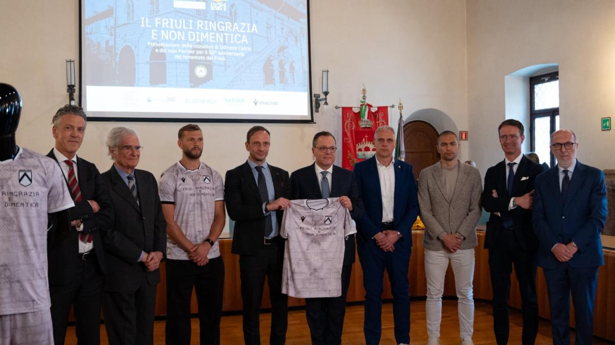 Udinese, lo Special Kit per i 50 anni dal sisma: una maglia che racconta l'anima del Friuli