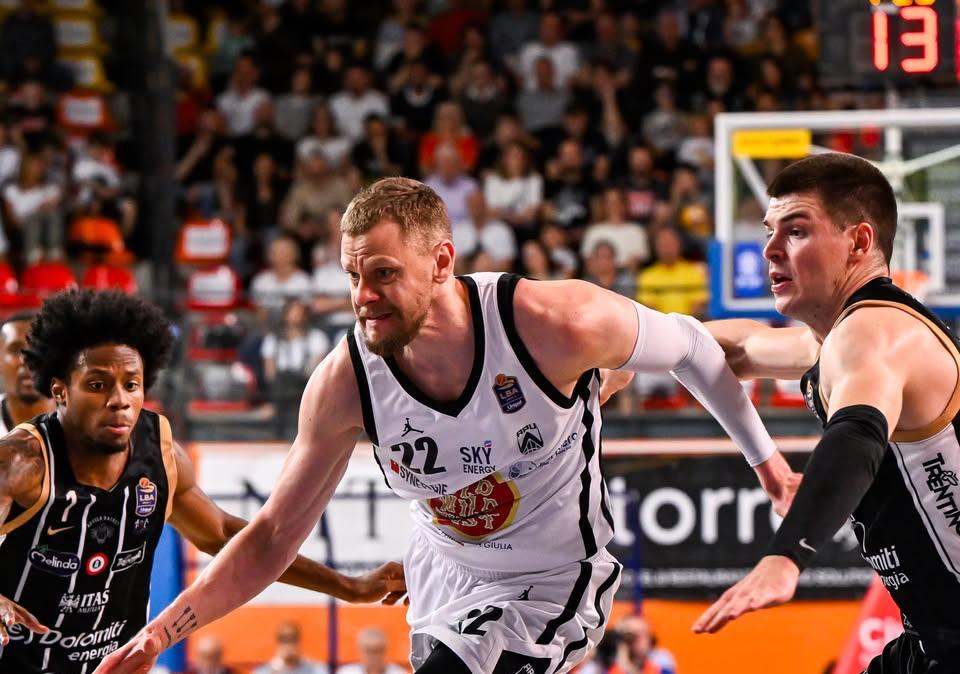 Apu Udine-Aquila Basket Trento 69-76, LE PAGELLE DEGLI AVVERSARI: ospiti con più motivazioni