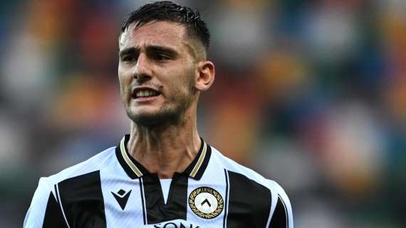 Udinese, Lucca compie 24 anni: la festa con i compagni in allenamento