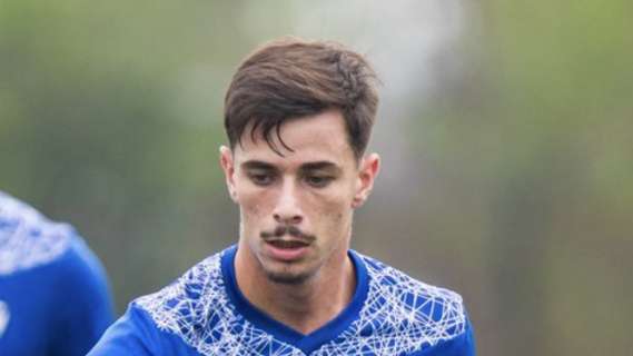 Dopo il mancato trasferimento all'Udinese, Gomez si sfoga: "Al Velez i campi d'allenamento fanno schifo"