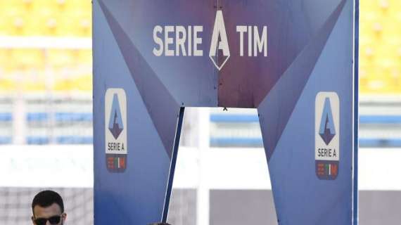 Serie A, la Lega ha deciso di non fermare il campionato: alle 18 in campo l’Udinese con la Fiorentina