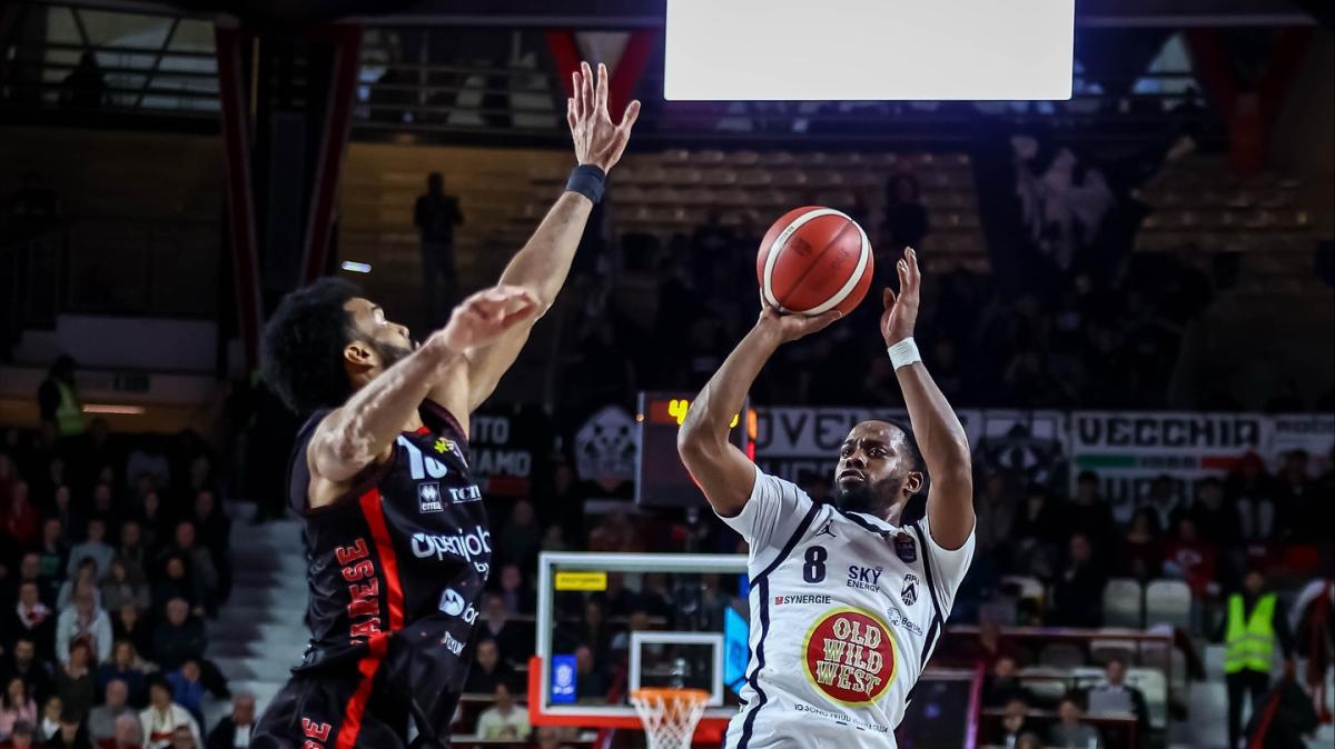 L'Apu Udine perde Hickey: positività all’antidoping e sospensione cautelare a causa di un diuretico per l'ipertensione